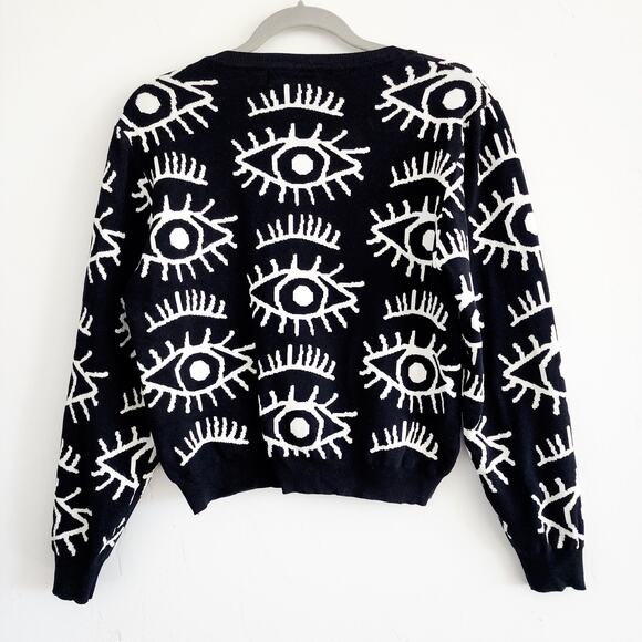 Lizette Collection Black & White Cropped Sweater Eye Print Size XL - Picture 2 of 3